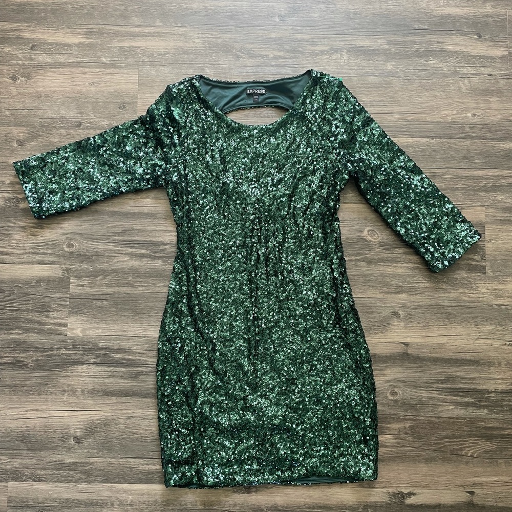 Woman’s express sequince party dress, green, size 8
